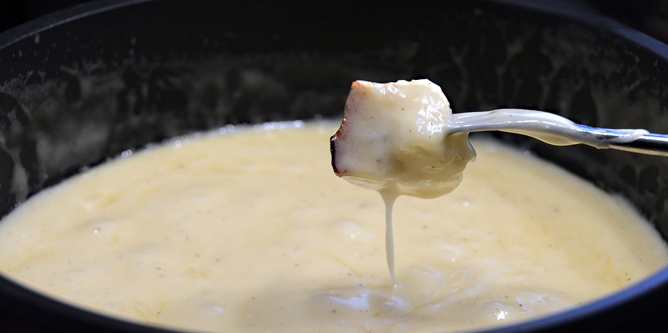 Schweizer Wein zu Fondue